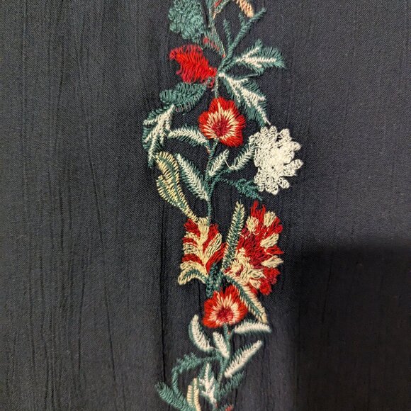 NWT AE Embroidered Peasant Blouse - Picture 3 of 5